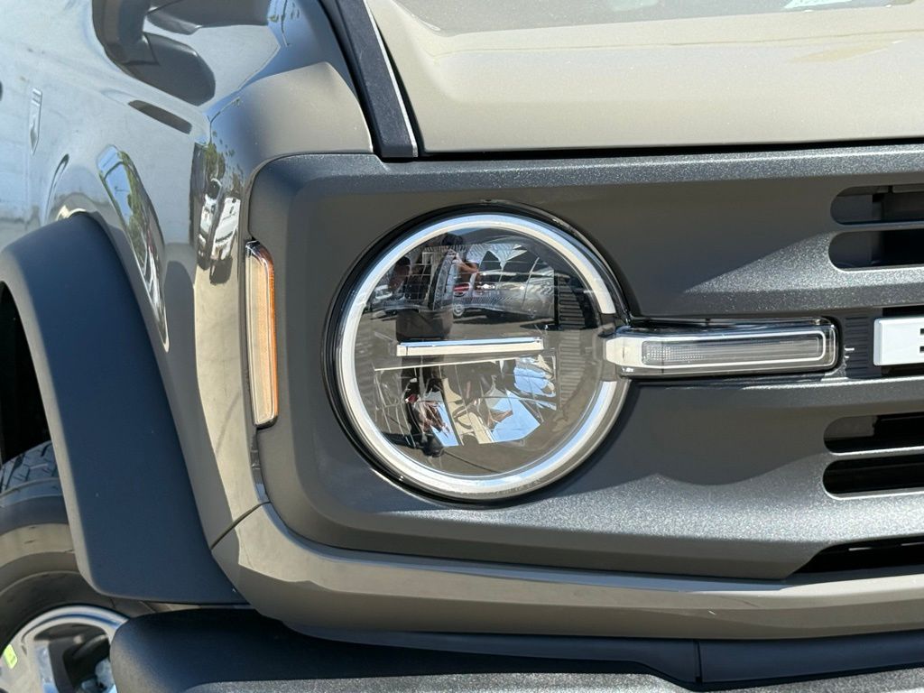 2025 Ford Bronco Big Bend photo 3