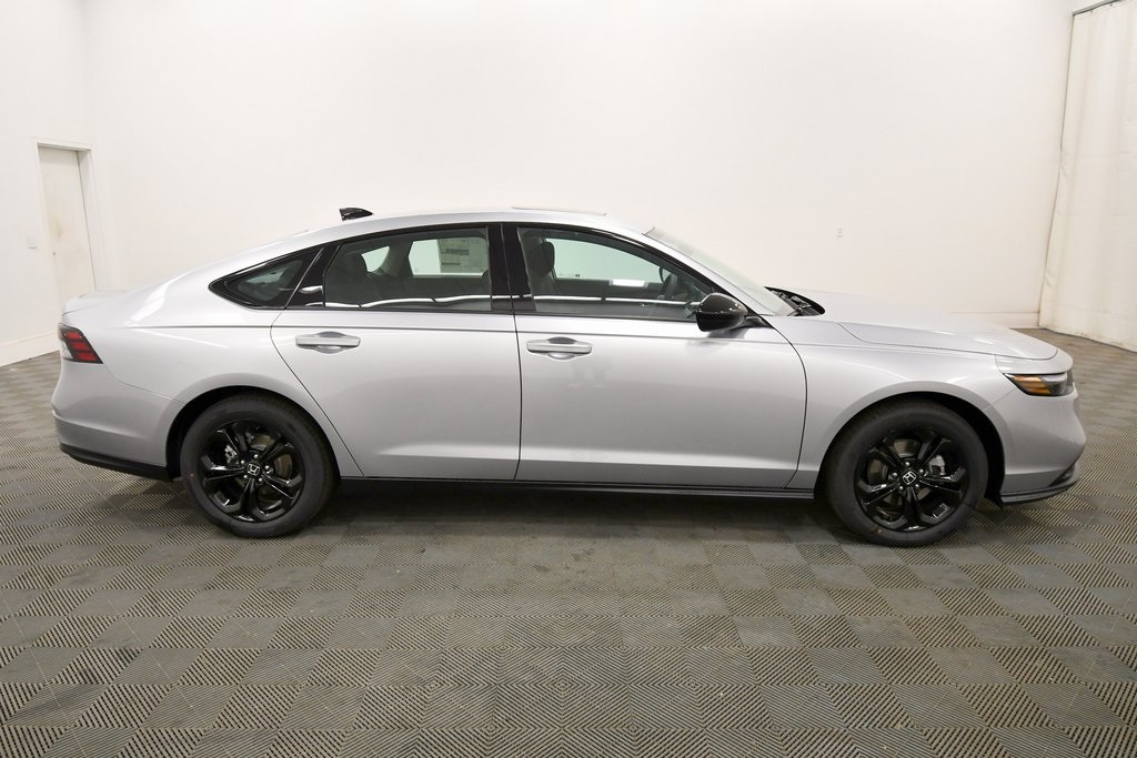 2025 Honda Accord SE photo 6
