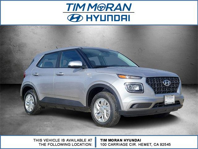 2026 Hyundai Venue SE's photo