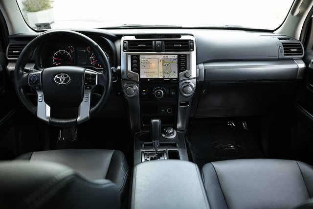 2024 Toyota 4Runner SR5 Premium photo 25