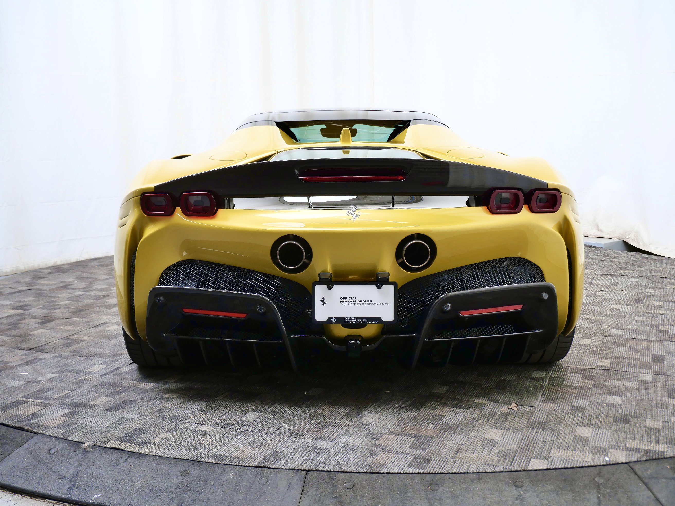 2022 Ferrari SF90 Spider Assetto Fiorano photo 4