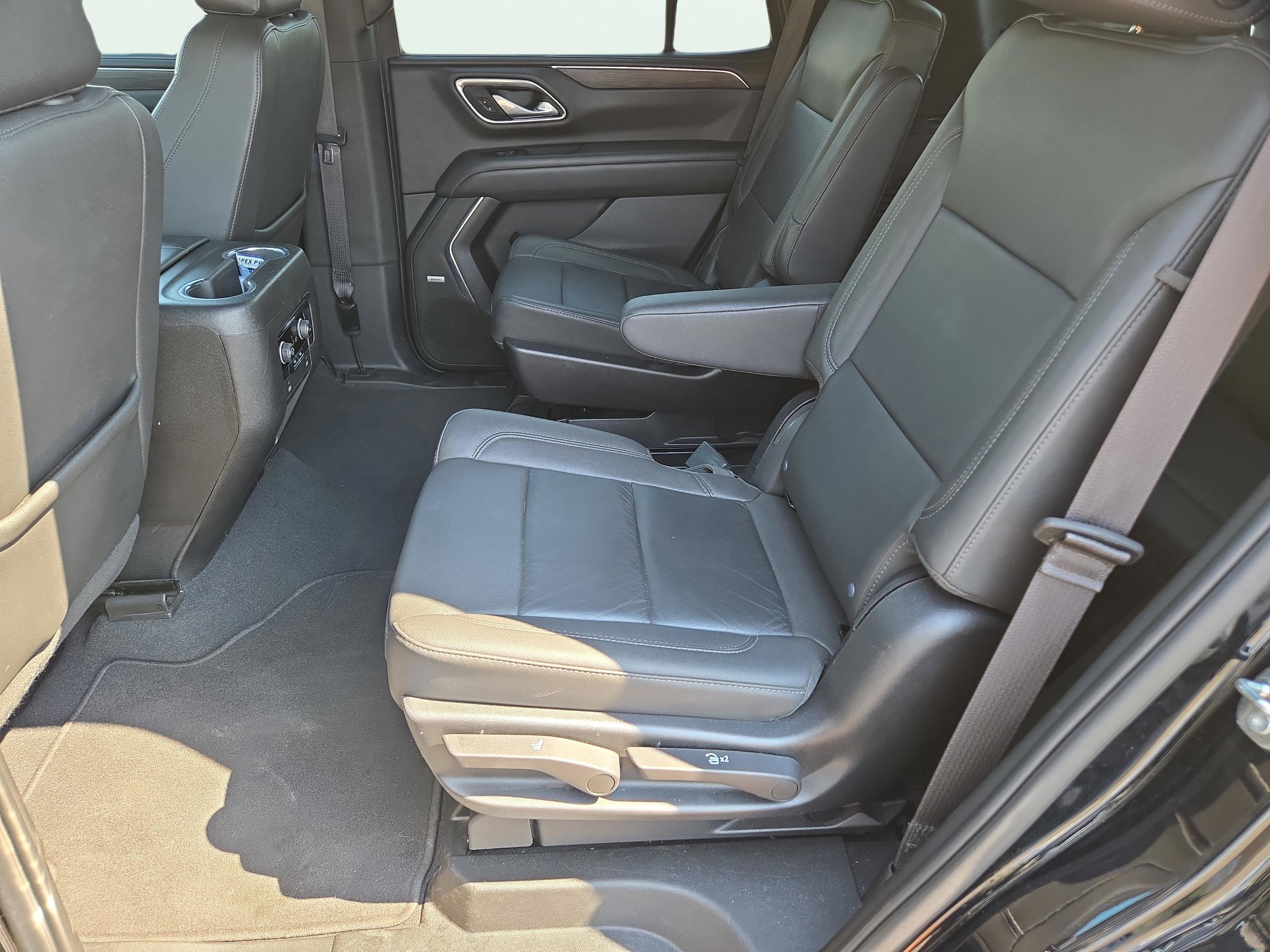 2023 Chevrolet Tahoe LT photo 16