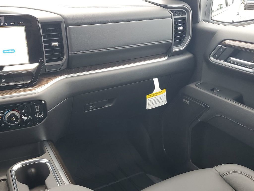 2025 Chevrolet Silverado 1500 RST photo 8