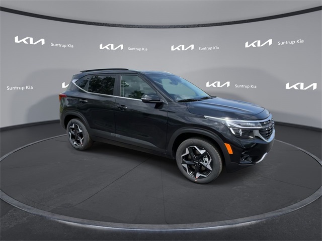 2025 Kia Seltos EX photo 21