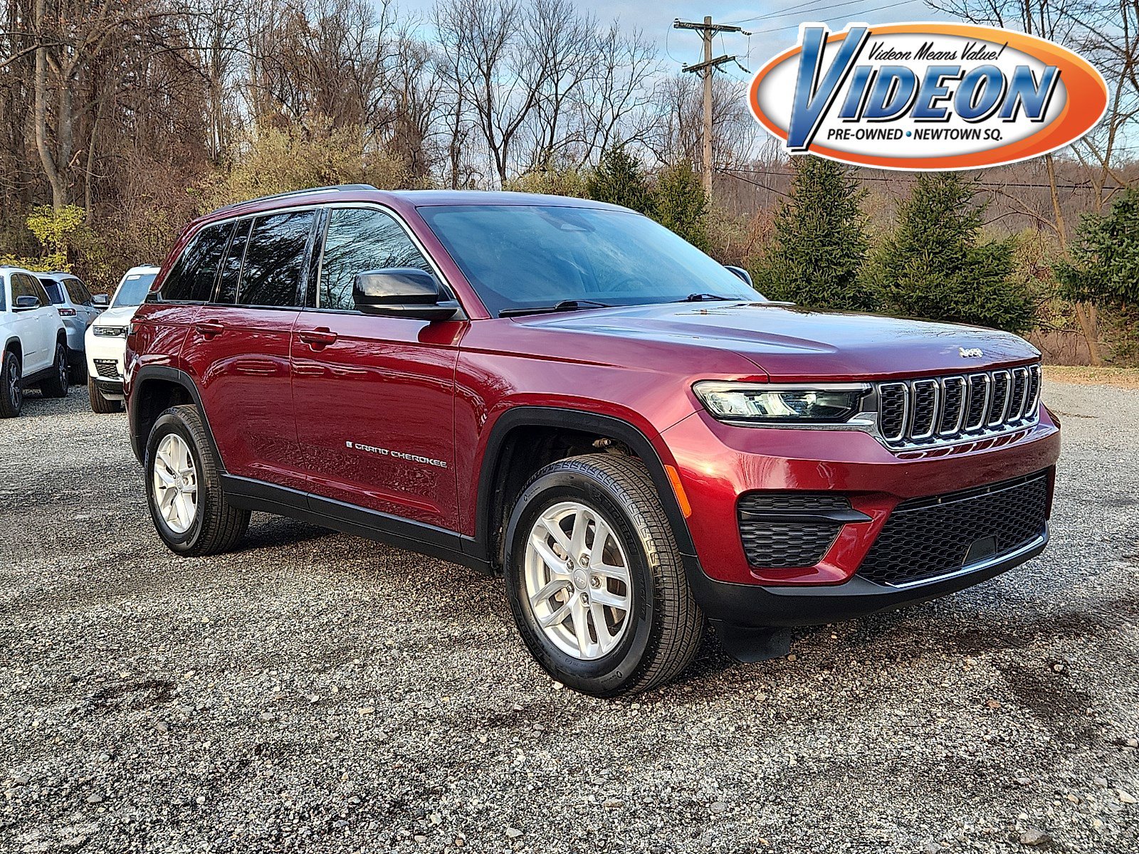 2023 Jeep Grand Cherokee Laredo's photo