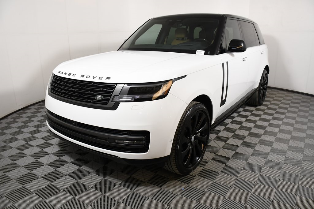 2025 Land Rover Range Rover SE