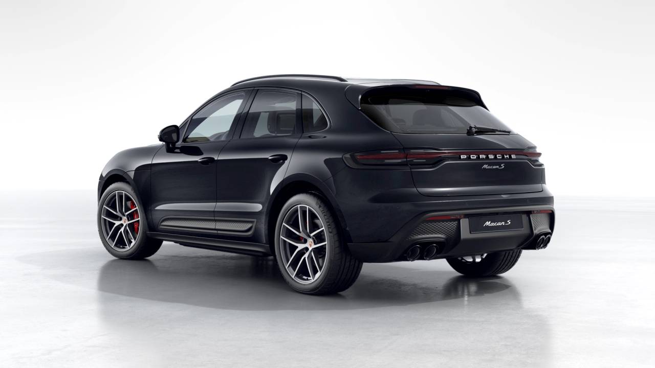 2026 Porsche Macan S photo 2