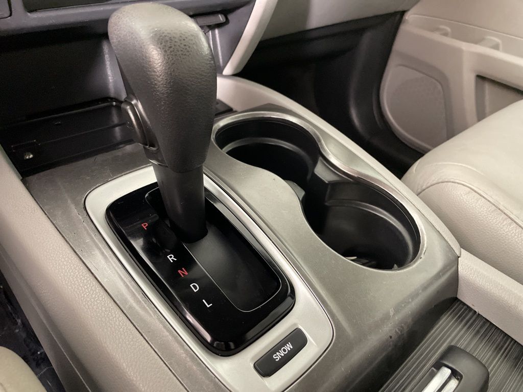 2017 Honda Pilot EX-L photo 34