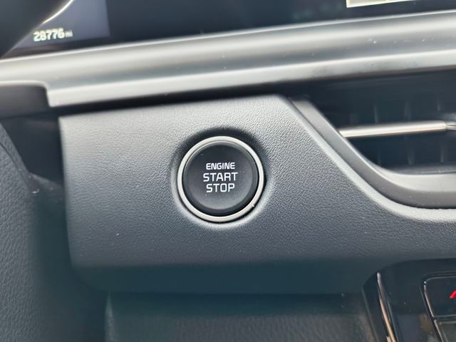 2024 Kia Seltos SX photo 4