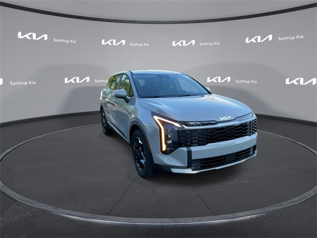 2026 Kia Sportage EX photo 3