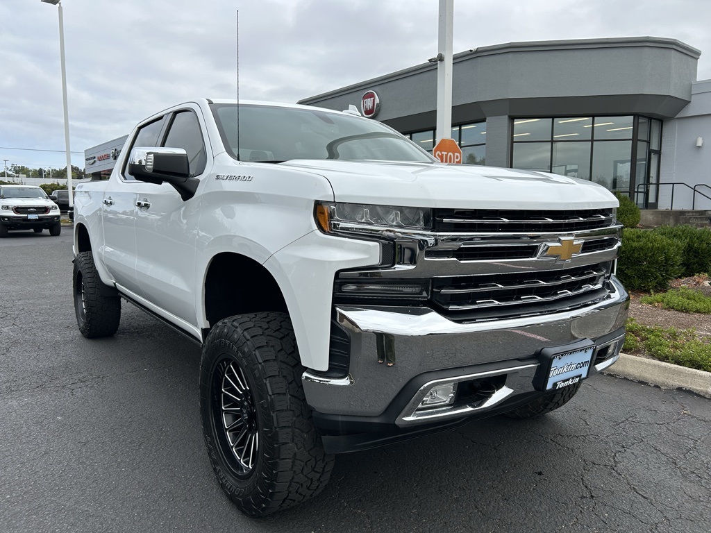 2019 Chevrolet Silverado 1500 LTZ photo 2