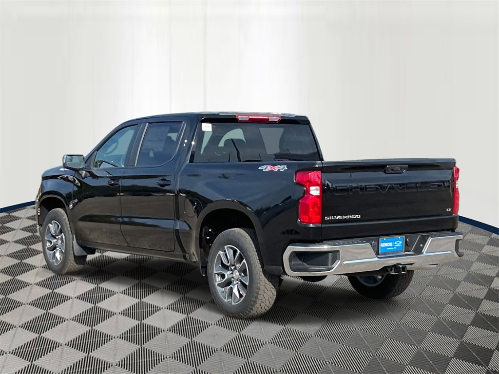 2026 Chevrolet Silverado 1500 LT photo 4