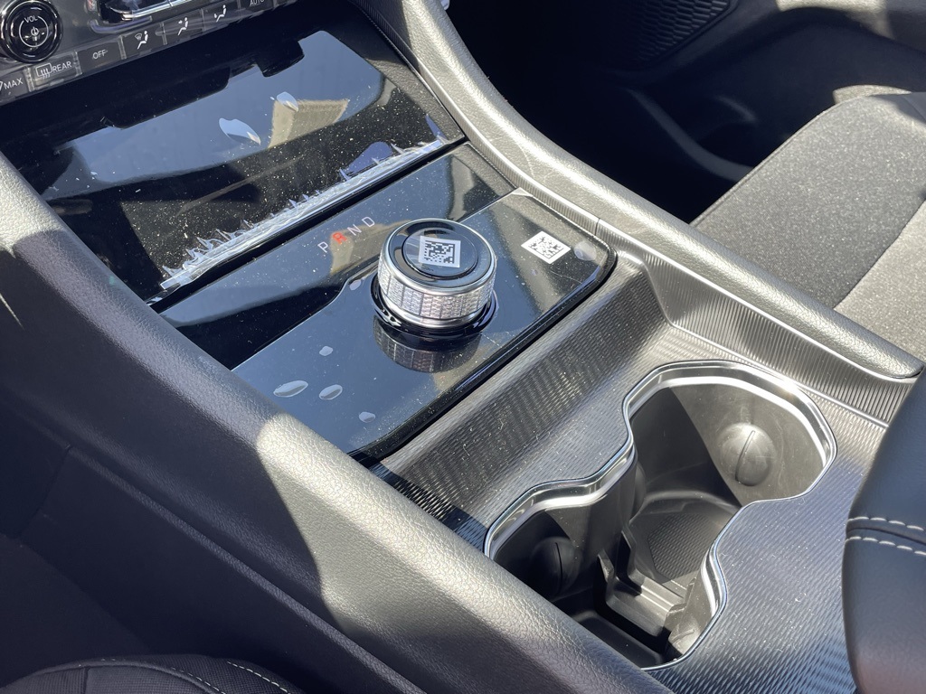 2025 Jeep Grand Cherokee Laredo X photo 29