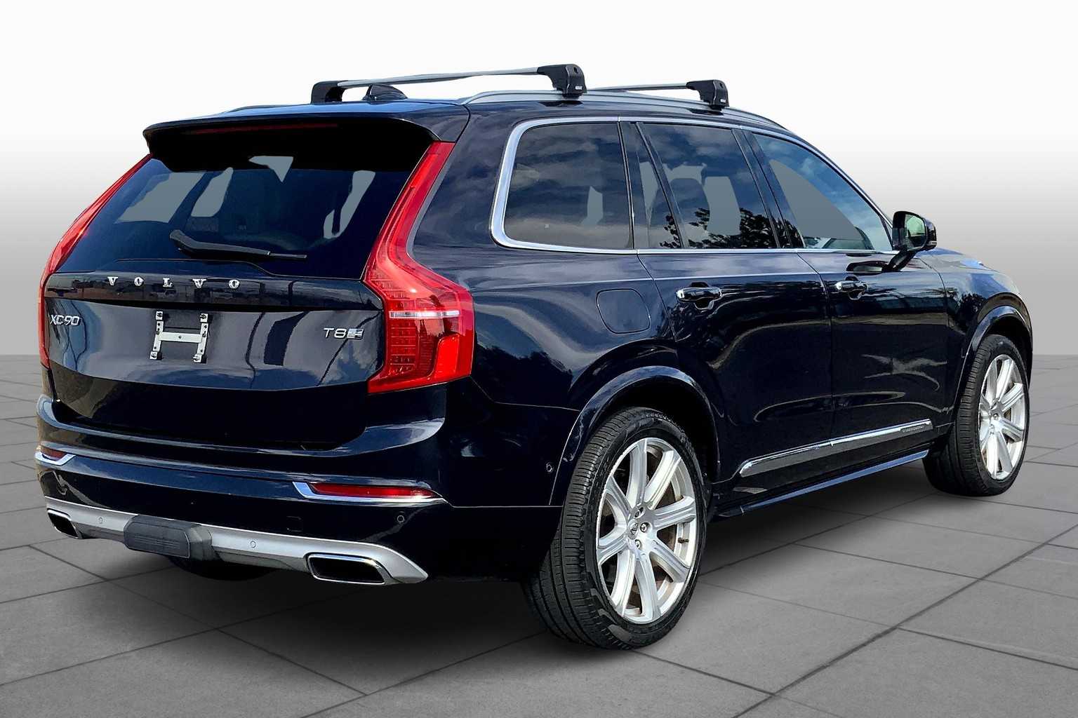 2017 Volvo XC90 Inscription photo 11