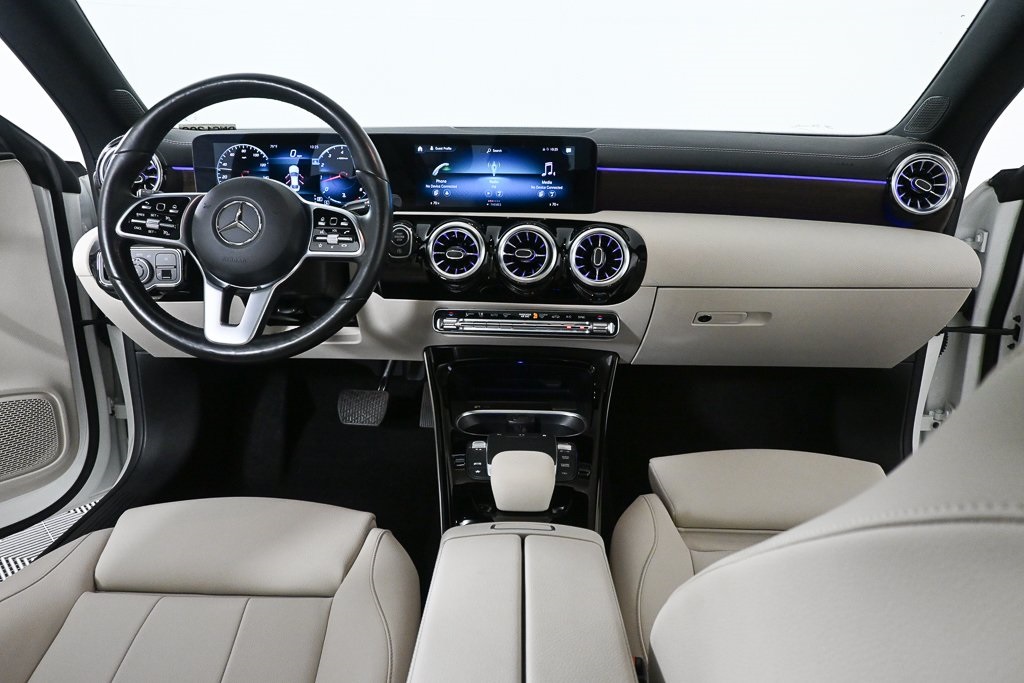 2022 Mercedes Benz CLA 250 4MATIC photo 17