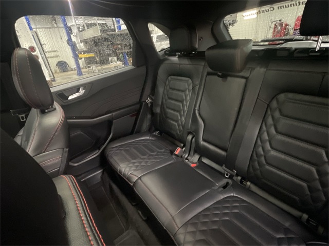2024 Ford Escape ST-Line Elite photo 30