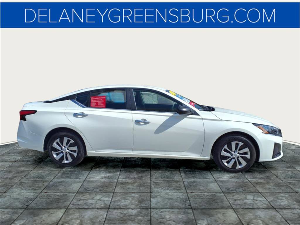 2025 Nissan Altima 2.5 S photo 2