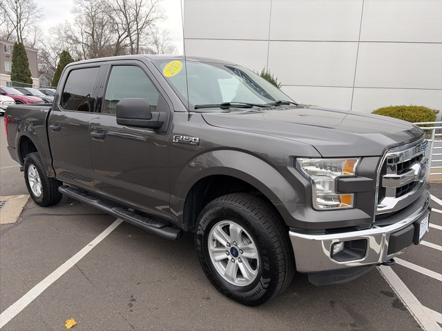 2015 Ford F-150 XLT's photo