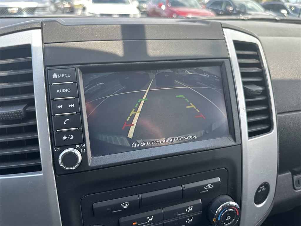 2021 Nissan Frontier SV photo 16