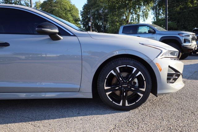 2022 Kia K5 GT-Line photo 13