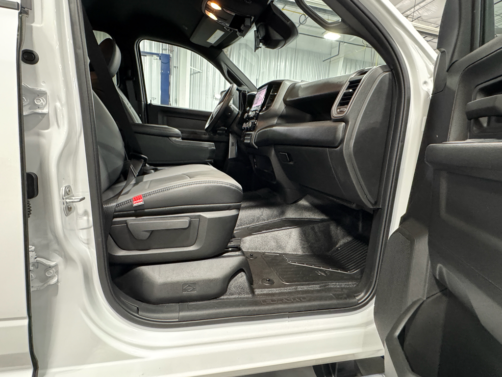 2025 Ram 4500 Tradesman photo 5