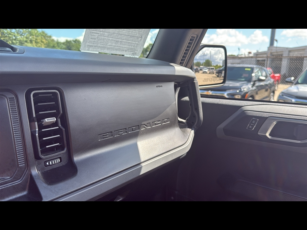2022 Ford Bronco Base Big Bend Black Diamond Outer Banks photo 13