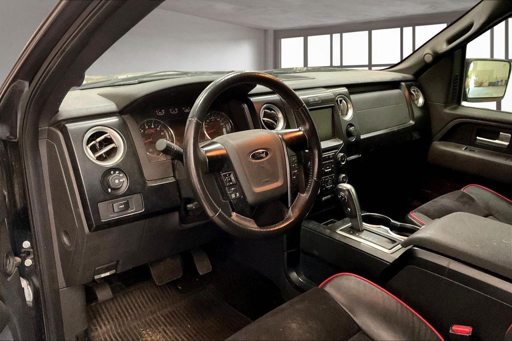 2014 Ford F-150 FX4 photo 11
