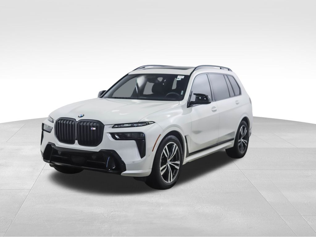 2024 BMW X7 M60i's photo