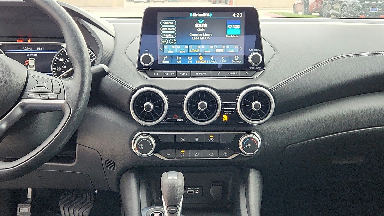 2025 Nissan Sentra SV photo 15
