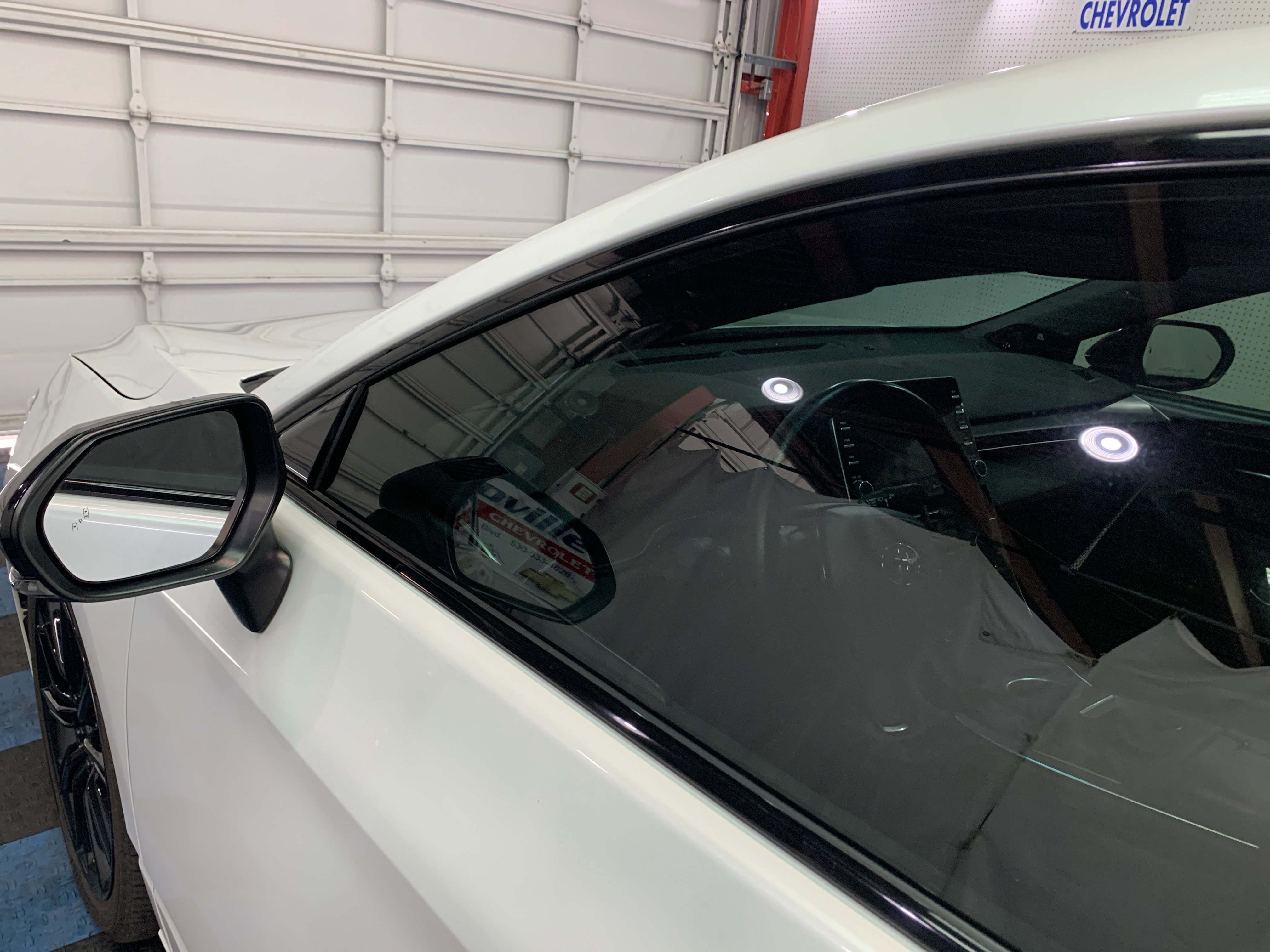 2022 Toyota Avalon Hybrid XSE photo 4