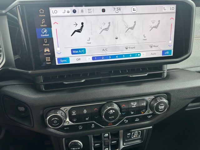 2025 Jeep Wrangler Sport S photo 25