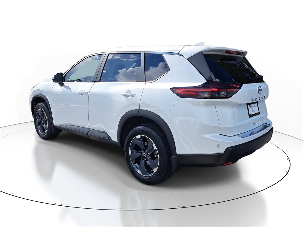 2026 Nissan Rogue SV photo 5