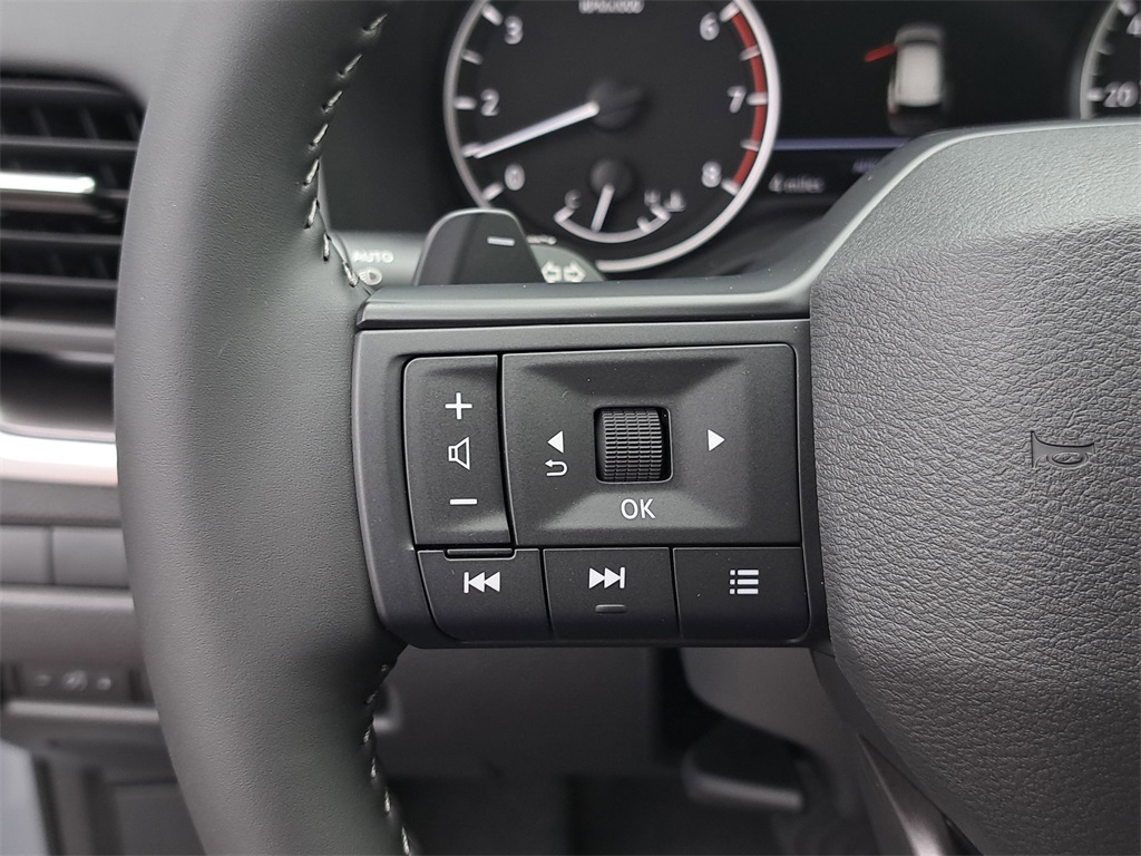 2026 Nissan Rogue SV photo 24