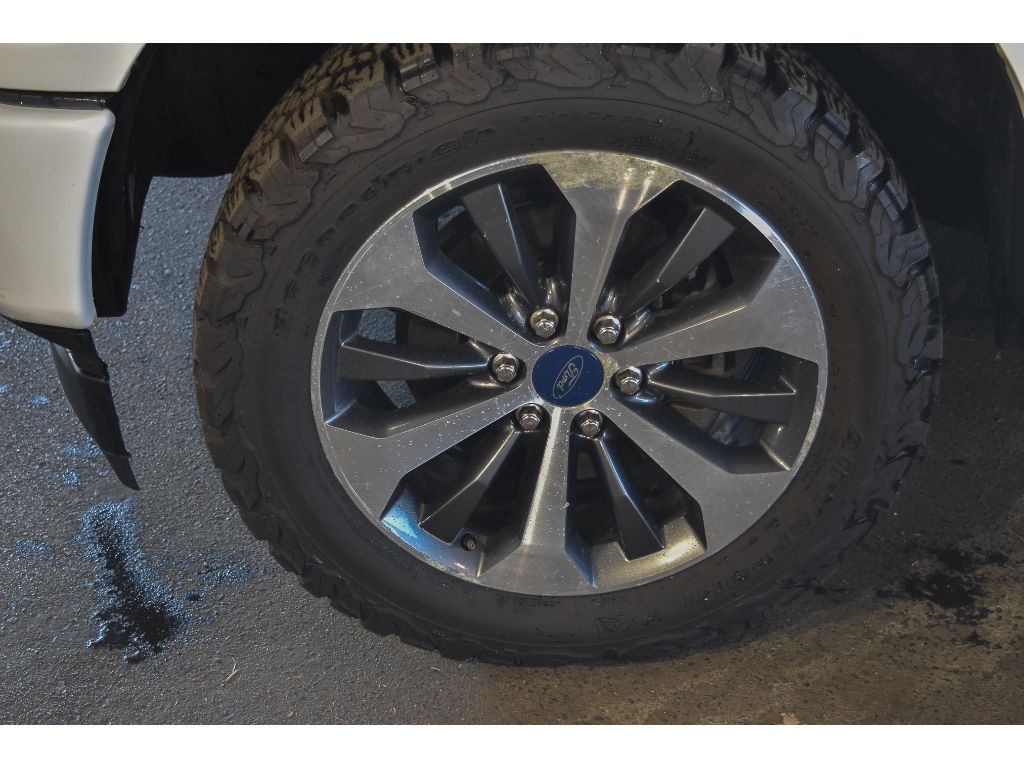2020 Ford F-150 XL photo 2