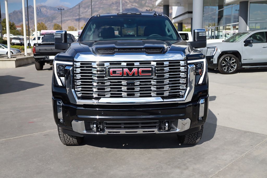 2026 Gmc Sierra 3500 HD Denali photo 9
