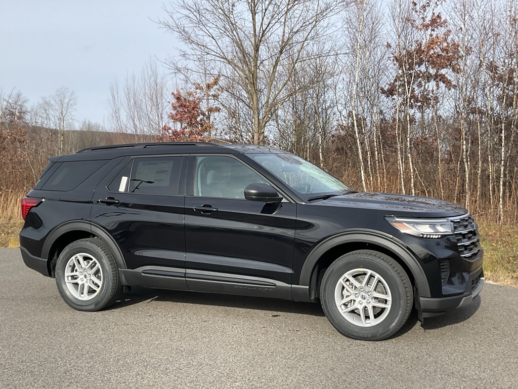 2026 Ford Explorer Active's photo