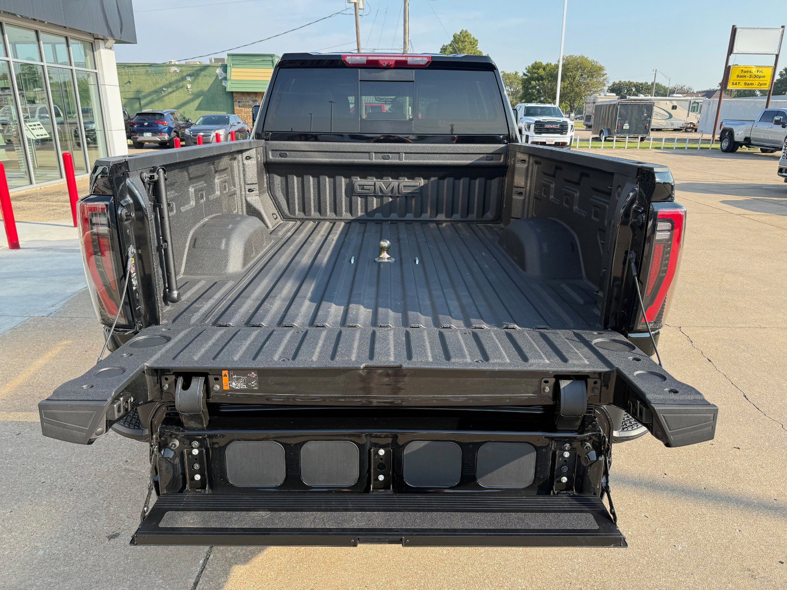 2025 Gmc Sierra 2500 HD AT4 photo 5
