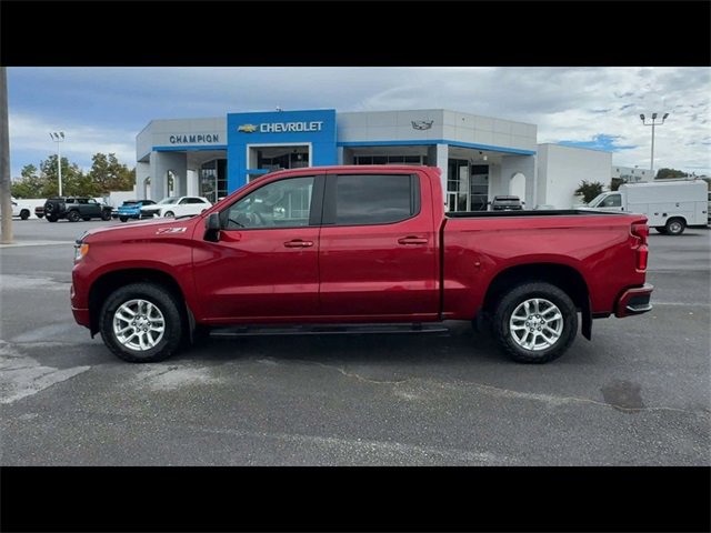 2024 Chevrolet Silverado 1500 RST photo 4