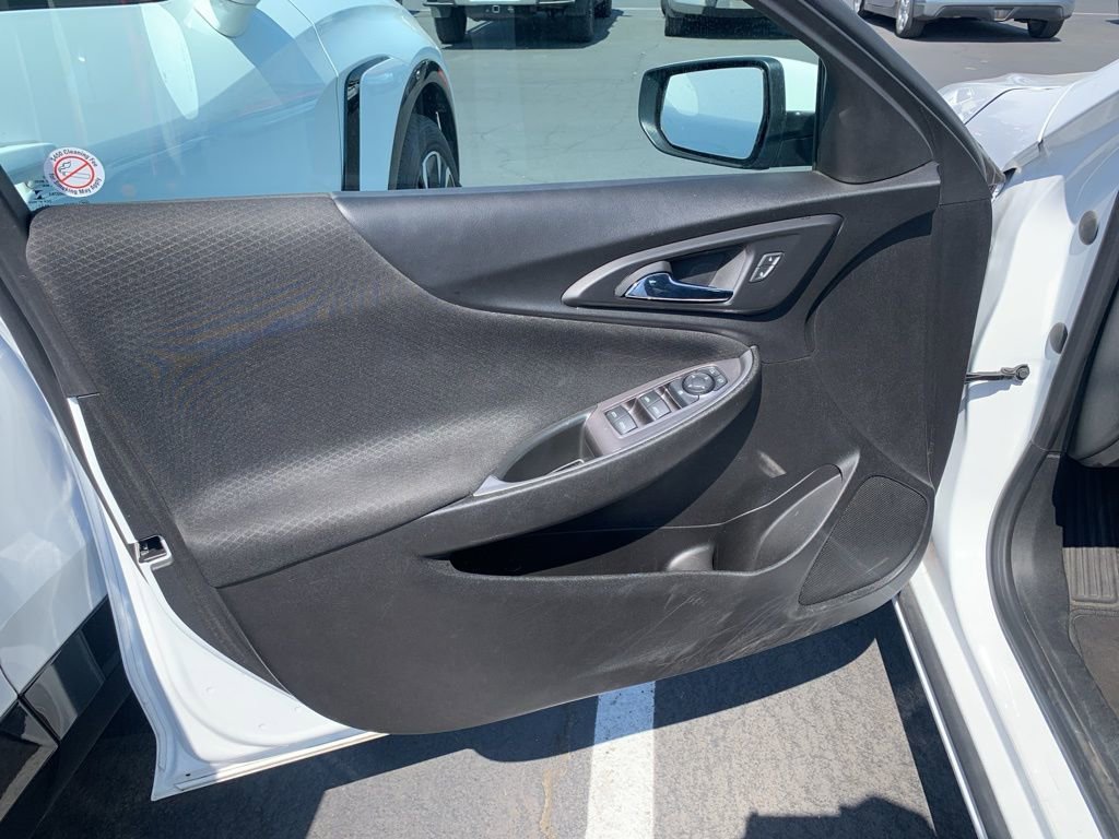 2023 Chevrolet Malibu 1LT photo 8
