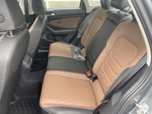 2025 Volkswagen Jetta 1.5T SEL photo 13