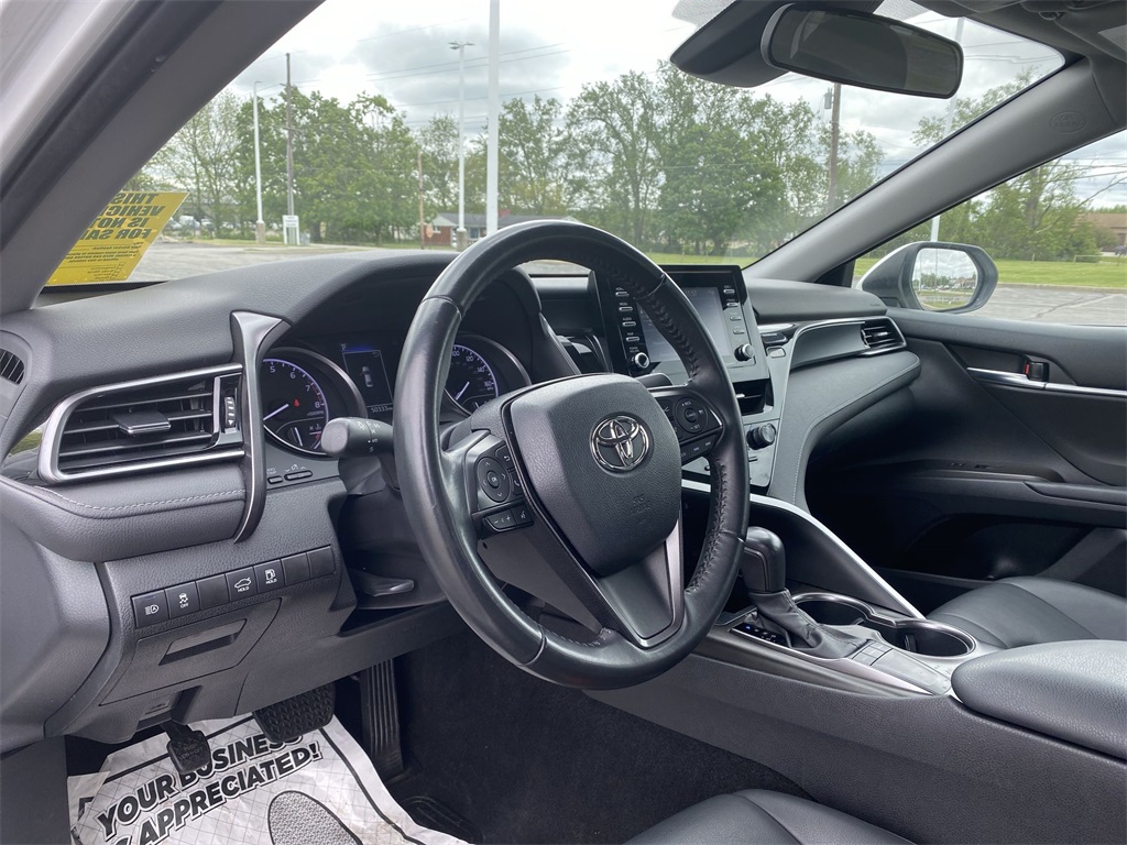 2023 Toyota Camry SE photo 14