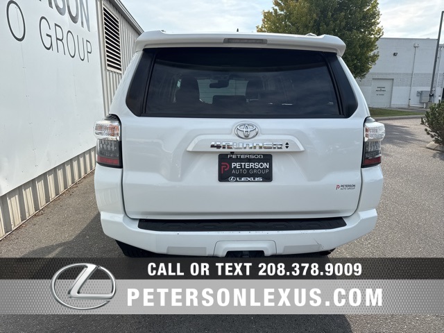 2021 Toyota 4Runner SR5 Premium photo 4