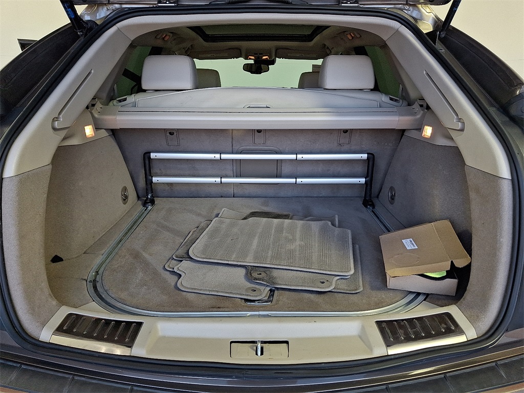 2014 Cadillac SRX Performance photo 26