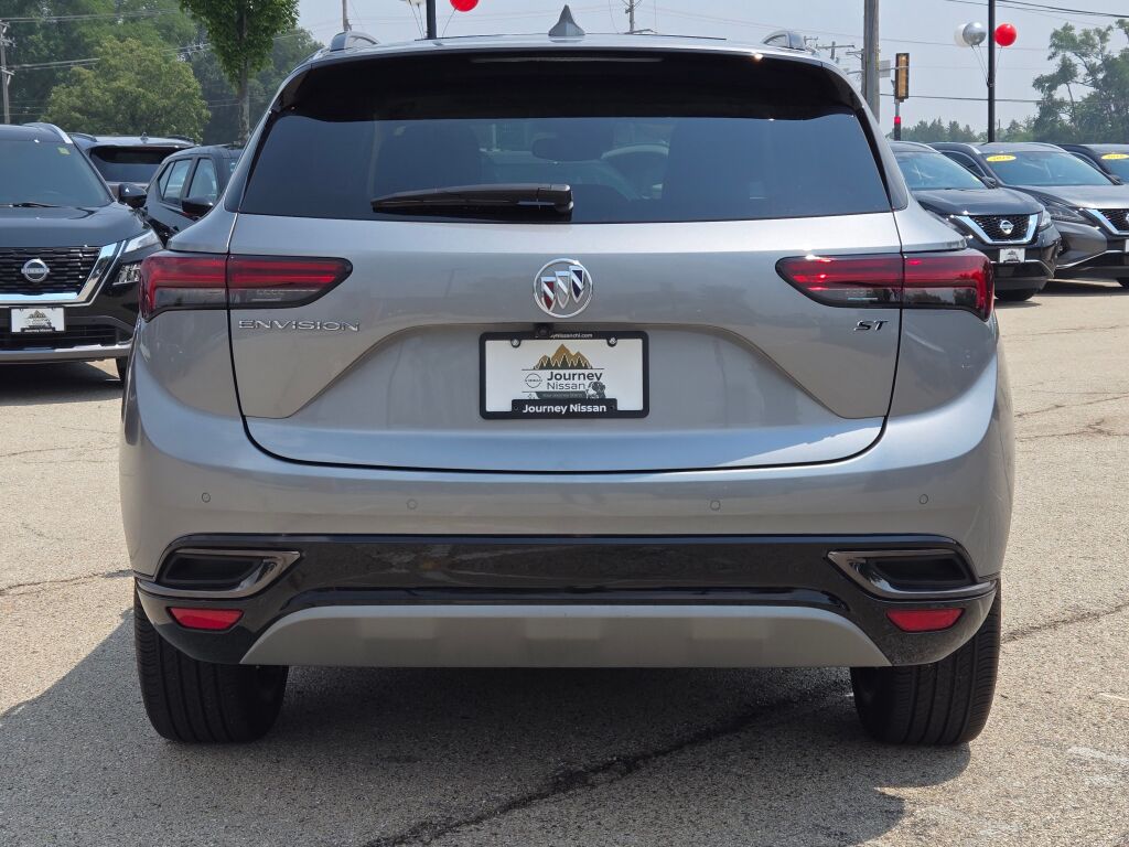 2023 Buick Envision Essence photo 12
