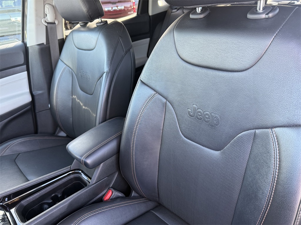 2022 Jeep Compass Limited photo 16