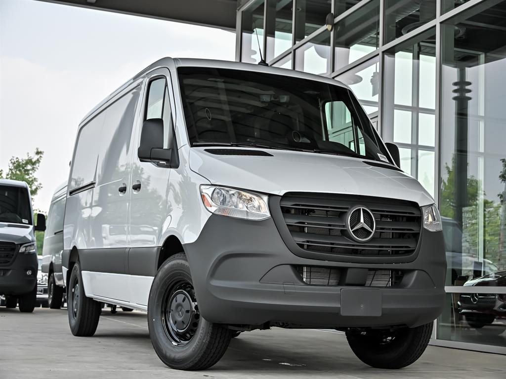 2025 Mercedes-Benz Sprinter Cargo Van Base's photo