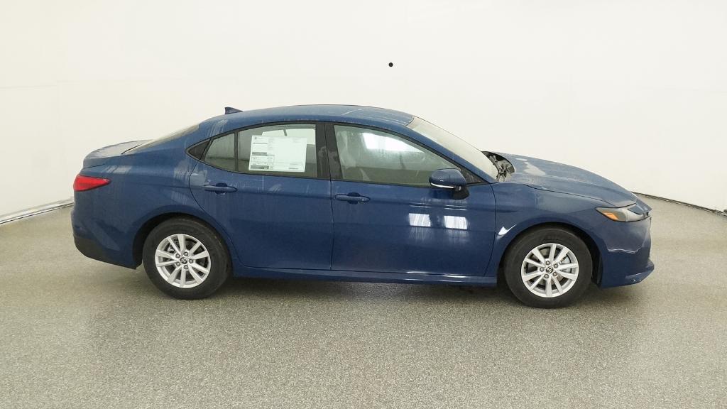 2026 Toyota Camry LE photo 25
