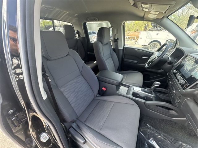 2025 Nissan Frontier S photo 23