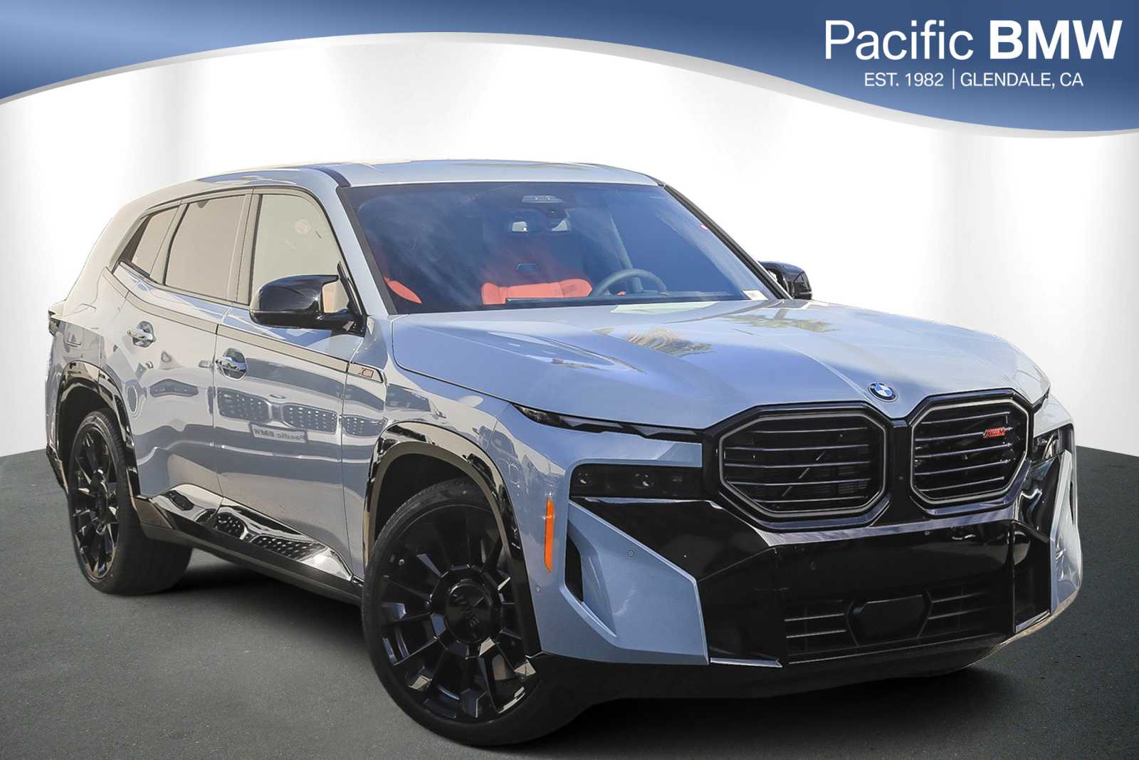 2026 BMW XM Base's photo