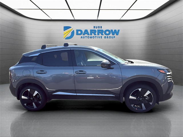 2026 Nissan Kicks SR photo 6